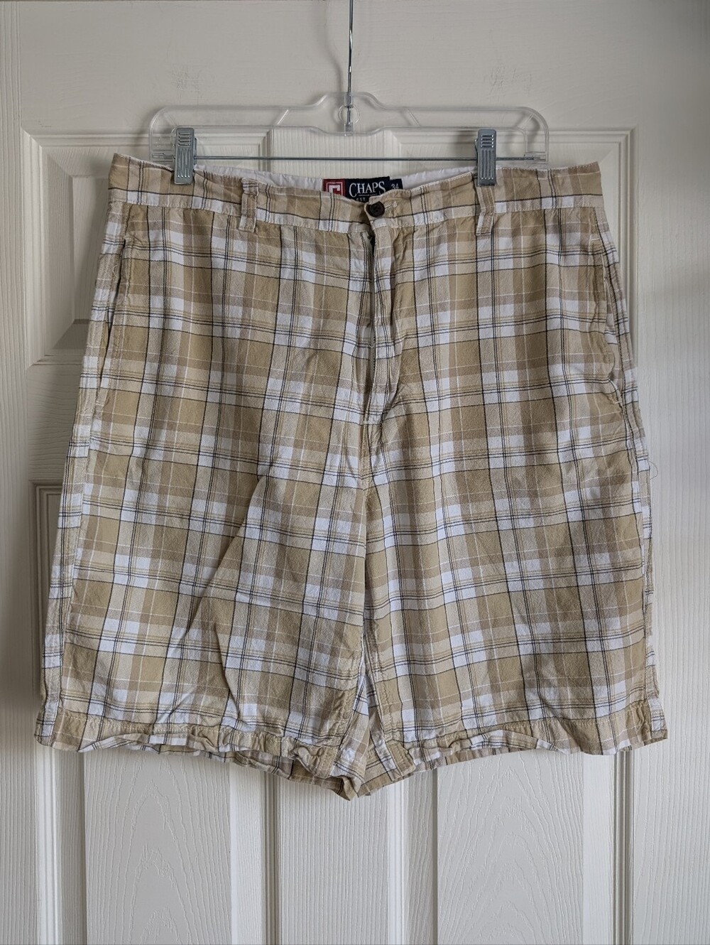 Chaps Beige and White Plaid Flat Front Men’s Shorts